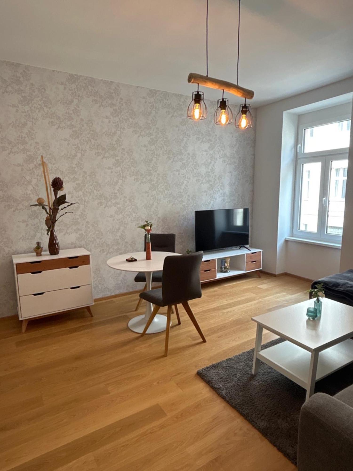 Central 10 * Wien